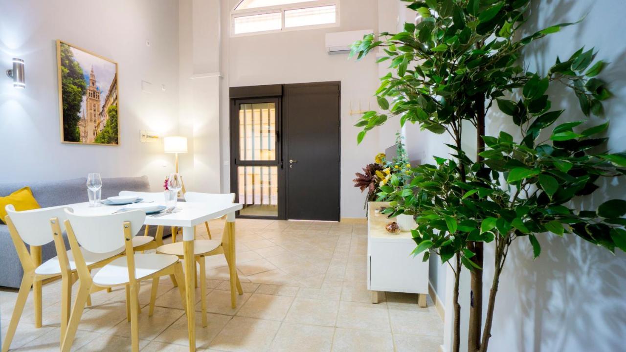 Rentalsevilla Escuelas Pias エクステリア 写真